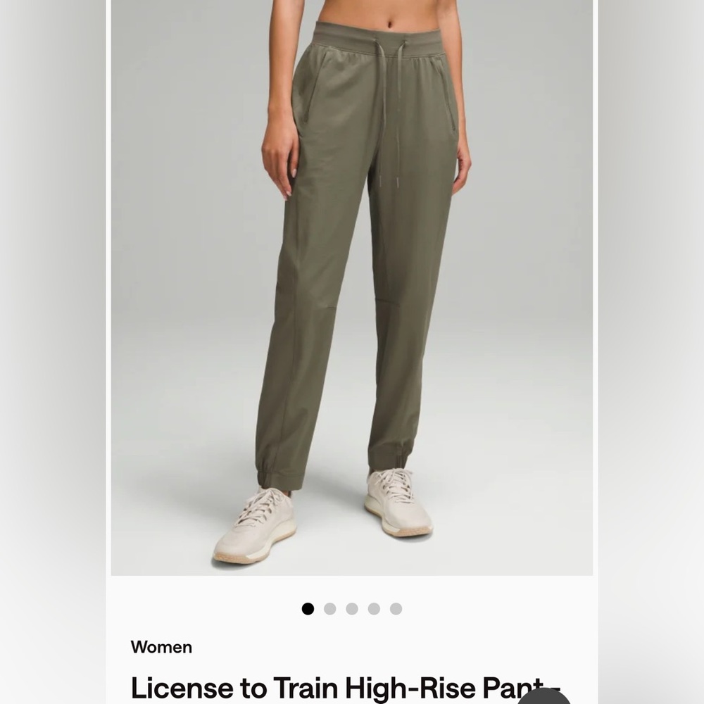 Lululemon Green Jogger Pants